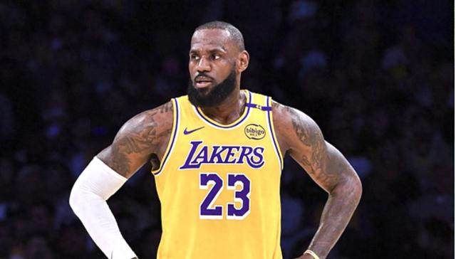 bifa必发体育平台-这么严重？詹姆斯：非常不幸 我因伤无法出席晚宴